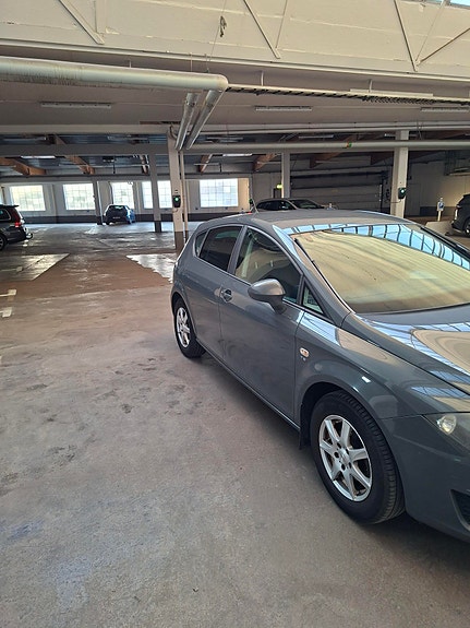 Seat Leon 3 of 5