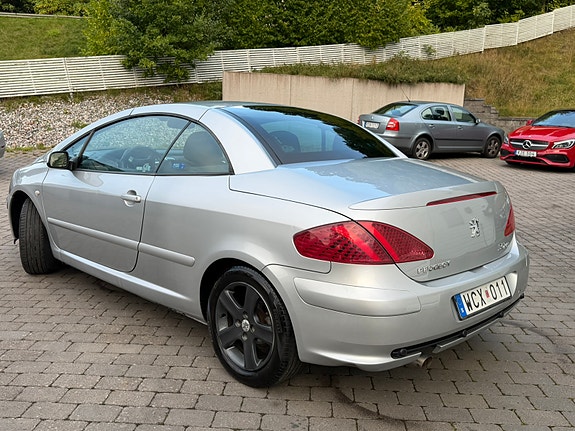 Peugeot 307 CC 20 of 30
