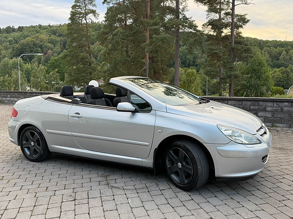 Peugeot 307 CC 6 of 30