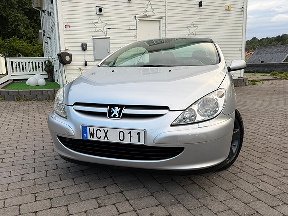 Peugeot 307 CC 14 of 30