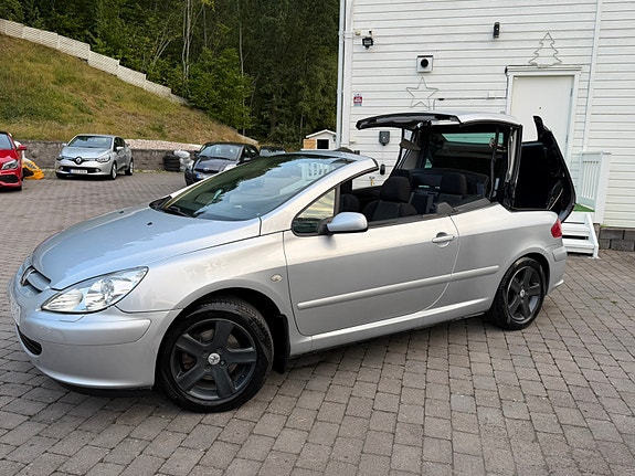 Peugeot 307 CC 3 of 30