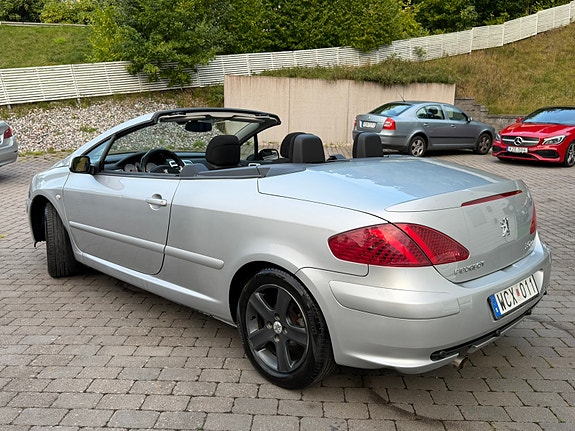 Peugeot 307 CC 9 of 30