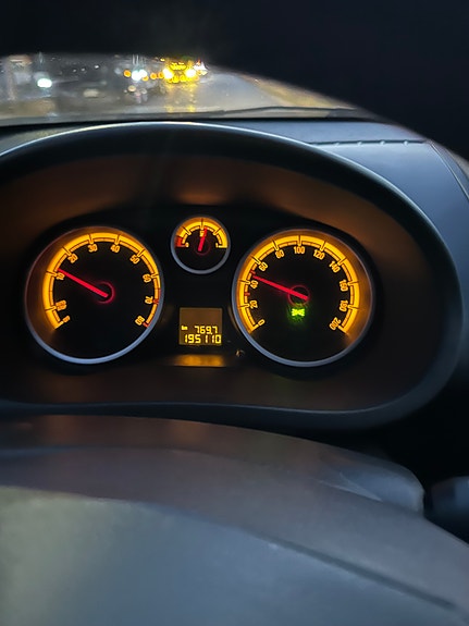 Opel Corsa 13 of 14
