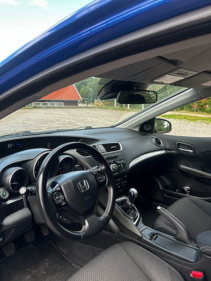 Honda Civic 7 of 9