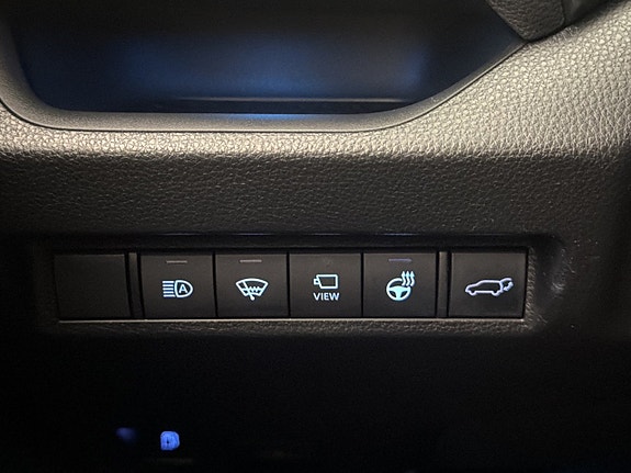 Toyota RAV4 19 of 30
