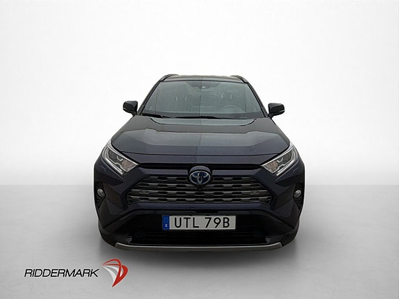 Toyota RAV4 3 of 30