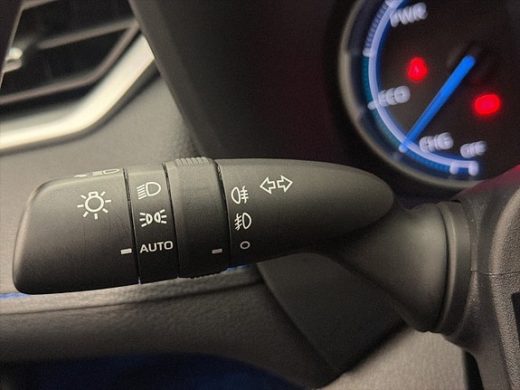 Toyota RAV4 29 of 30