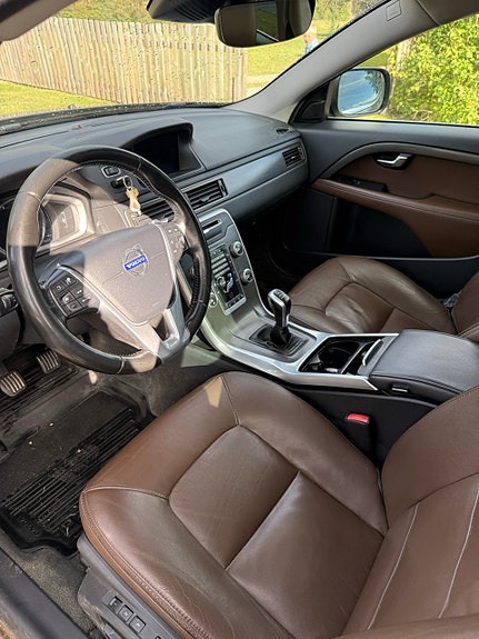 Volvo XC70 4 of 6