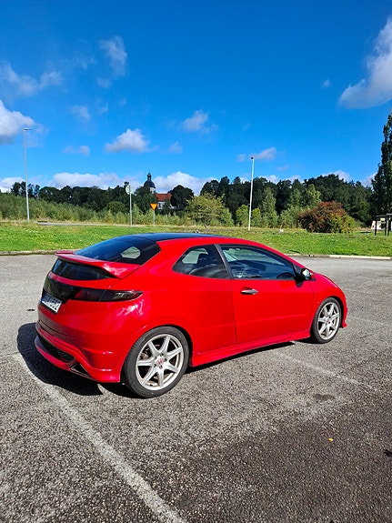 Honda Civic 4 of 7