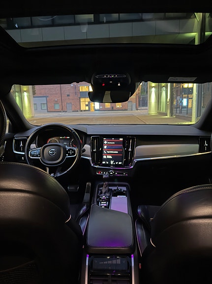 Volvo S90 8 of 8