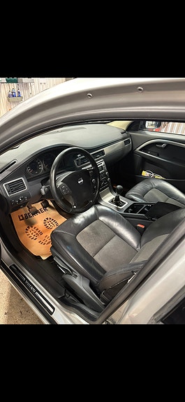 Volvo V70 5 of 8