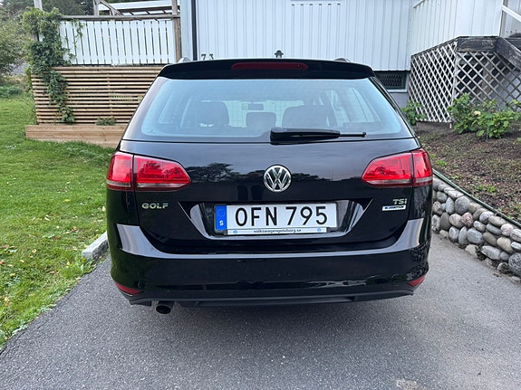 Volkswagen Golf VII 3 of 8