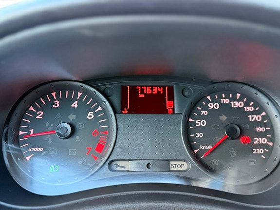 Renault Clio 7 of 30