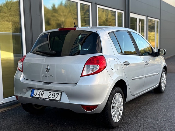Renault Clio 3 of 30