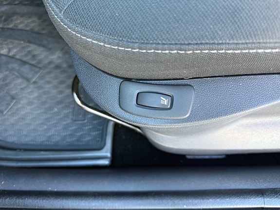 Renault Clio 22 of 30