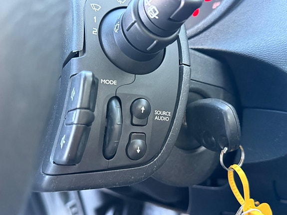 Renault Clio 9 of 30