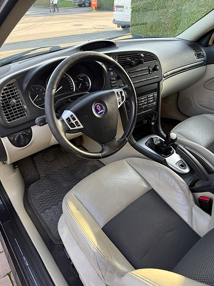 Saab 9-3 6 of 9