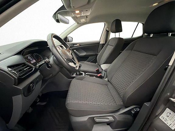 Volkswagen T-Cross 13 of 28