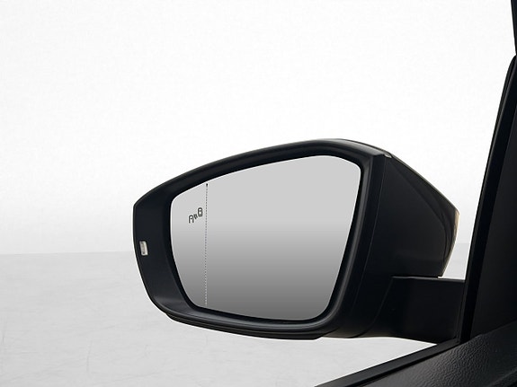 Volkswagen T-Cross 10 of 28