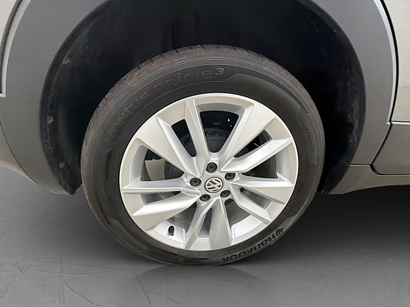 Volkswagen T-Cross 27 of 28