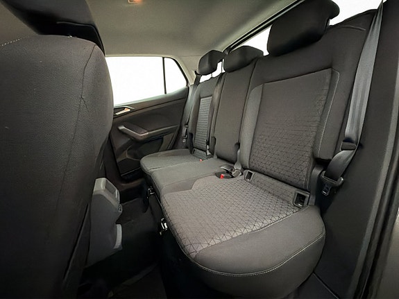 Volkswagen T-Cross 21 of 28