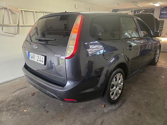 Ford Focus 6 of 10