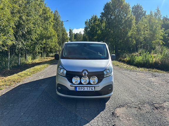 Renault Trafic 5 of 11