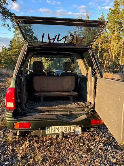 Suzuki Grand Vitara 7 of 9
