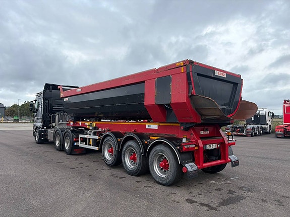 Tipp trailer Ekipage MAN TGX 500 med Zorzi Tipptrailer 3 of 12