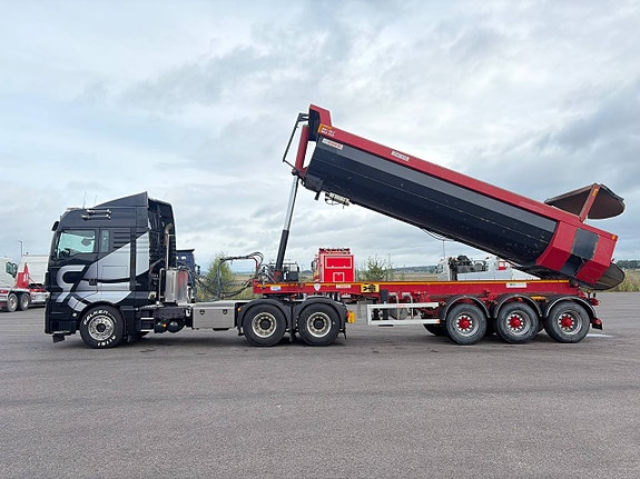 Tipp trailer Ekipage MAN TGX 500 med Zorzi Tipptrailer 8 of 12