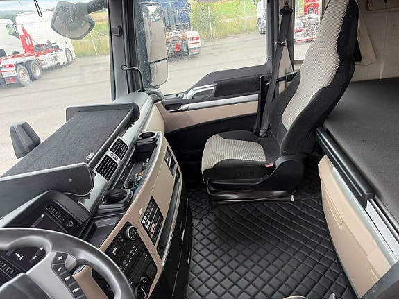 Tipp trailer Ekipage MAN TGX 500 med Zorzi Tipptrailer 12 of 12