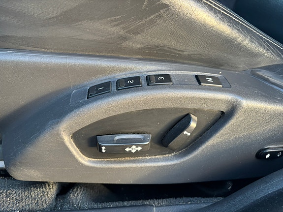 Volvo XC70 6 of 9
