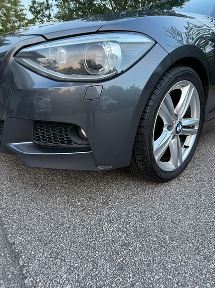 BMW 120d 5 of 7
