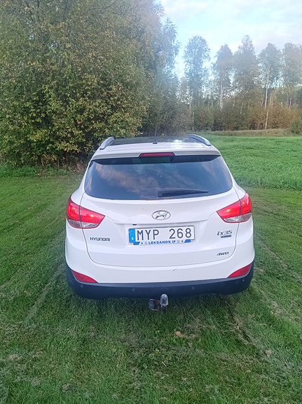 Hyundai ix35 2 of 4