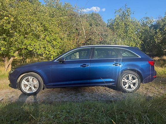 Audi A4 4 of 12