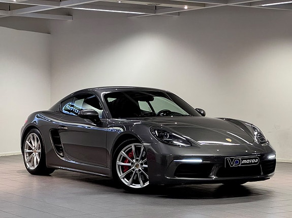 Porsche 718 Cayman S 5 of 25