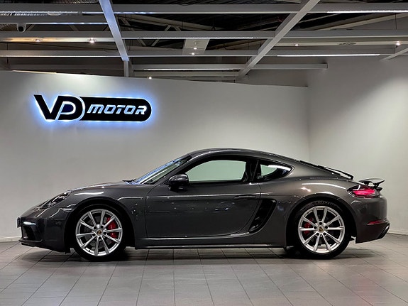 Porsche 718 Cayman S 2 of 25