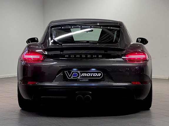 Porsche 718 Cayman S 9 of 25
