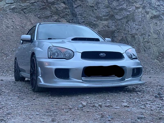 Subaru Impreza 3 of 6