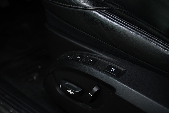 Volvo V40 13 of 18