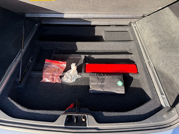 Volvo V70 11 of 12