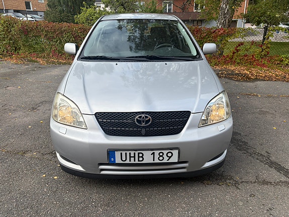 Toyota Corolla 8 of 14