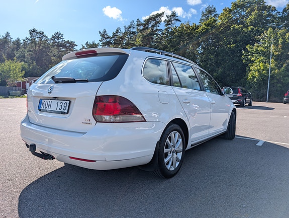 Volkswagen Golf VI 10 of 30