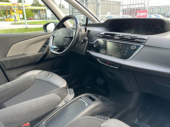 Citroen Grand C4 Spacetourer 17 of 28