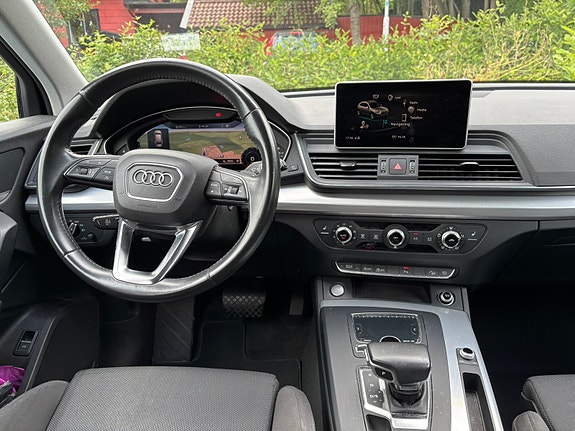 Audi Q5 3 of 5