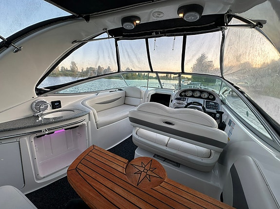Chaparral 276 Signature 17 of 18