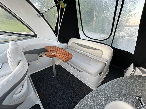 Chaparral 276 Signature 16 of 18