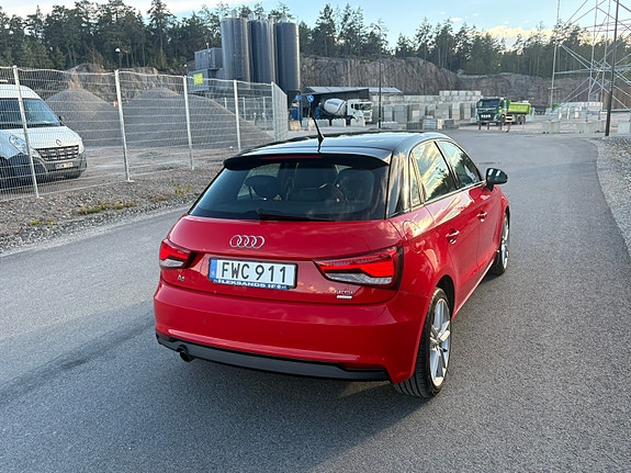 Audi A1 4 of 6