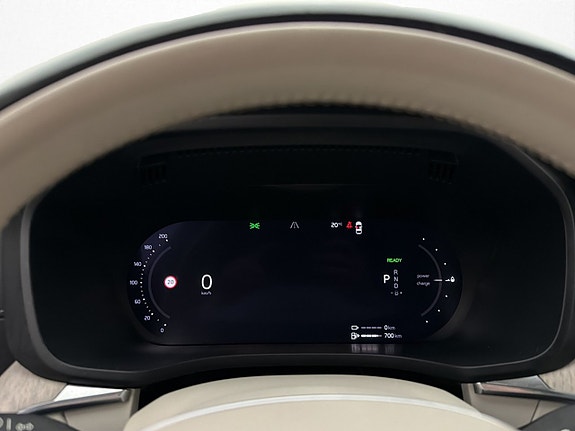 Volvo XC60 17 of 30