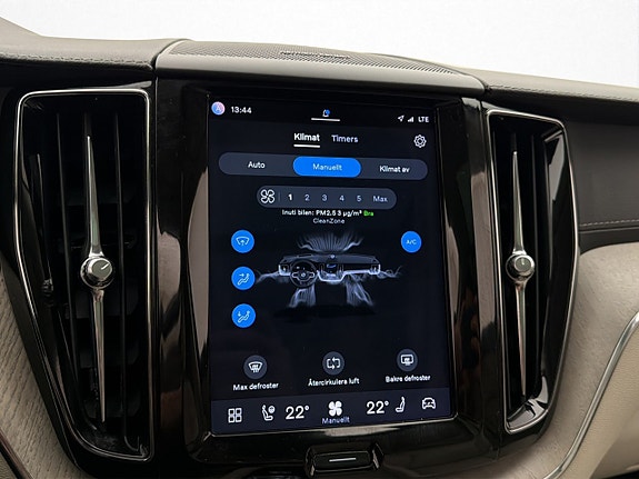Volvo XC60 26 of 30